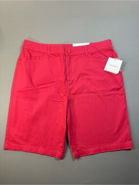 NWT Croft & Barrow Classic Fit Shorts, Bermuda, Claret Red - Womens 16 Stretch